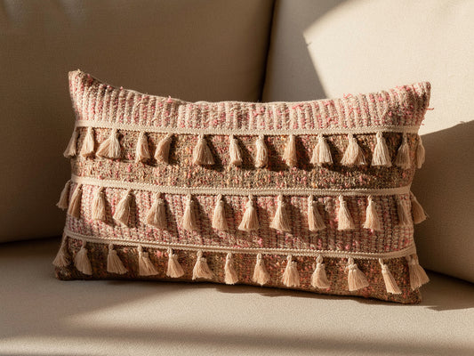 Cojín Boho Rectangular con Borlas 50 x 30 cm – Tonos Tierra y Rosa | Home ESPRIT